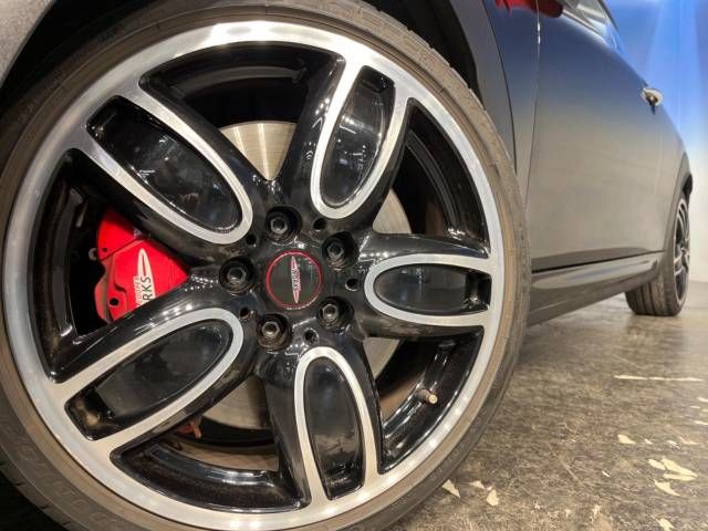 Bmw MINI 2019-02 191928-16