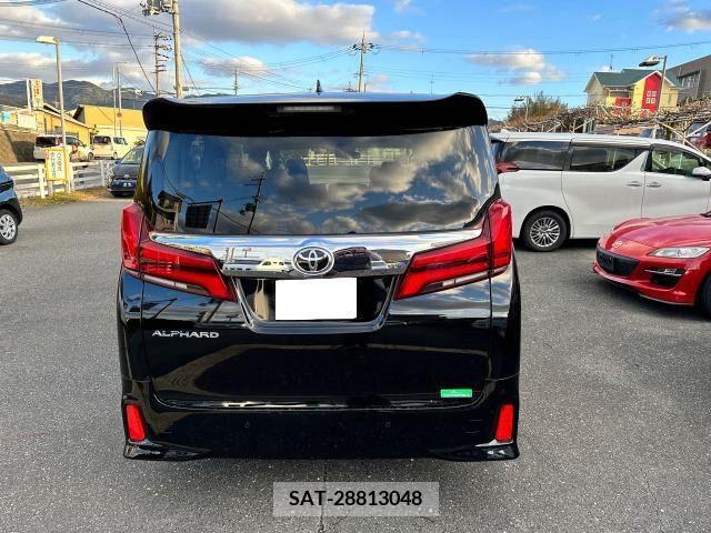 Toyota ALPHARD 2023-04 214427-5