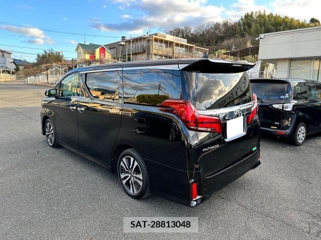 Toyota ALPHARD 2023-04 214427-6