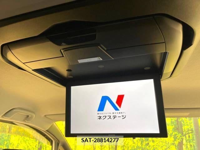 Toyota VOXY 2017-01 240396-3