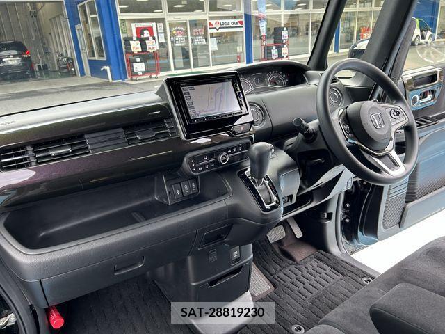 Honda N BOX CUSTOM 2019-05 225516-16