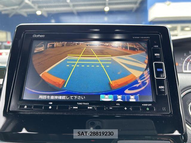 Honda N BOX CUSTOM 2019-05 225516-11