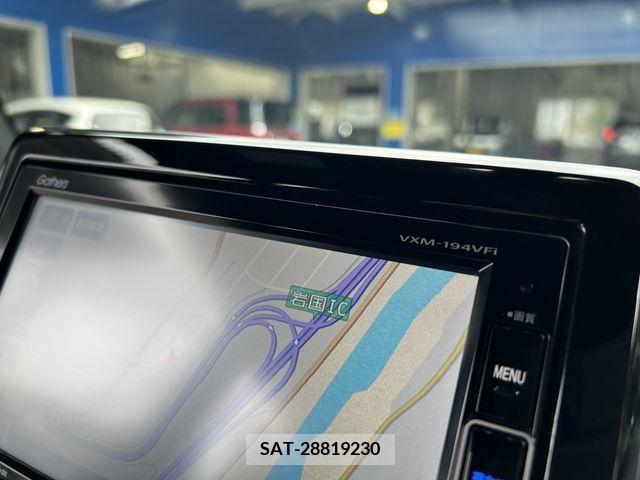 Honda N BOX CUSTOM 2019-05 225516-12