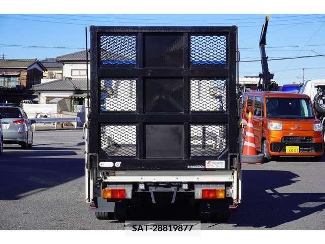 Hino DUTRO 2016-03 217150-3