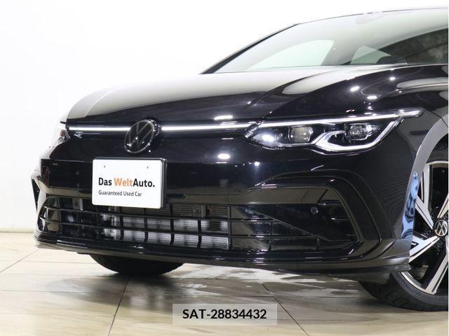VolksWagen GOLF 2023-10 255582-5