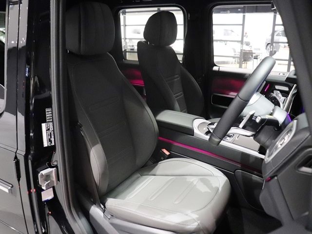 Mercedes Benz G-CLASS 2023-03 10153-27