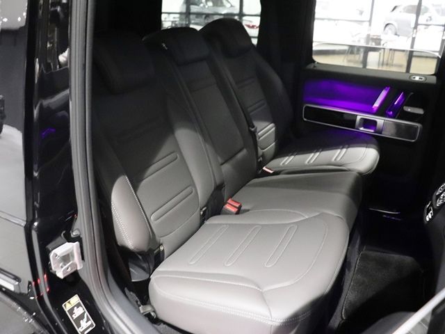 Mercedes Benz G-CLASS 2023-03 10153-28