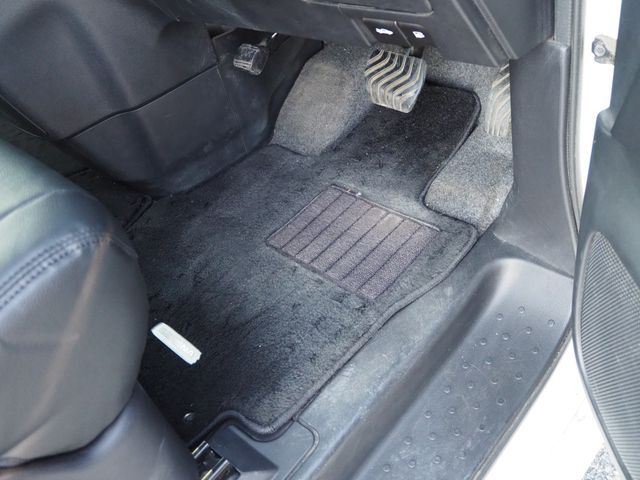 Nissan SERENA 2018-07 16335-23