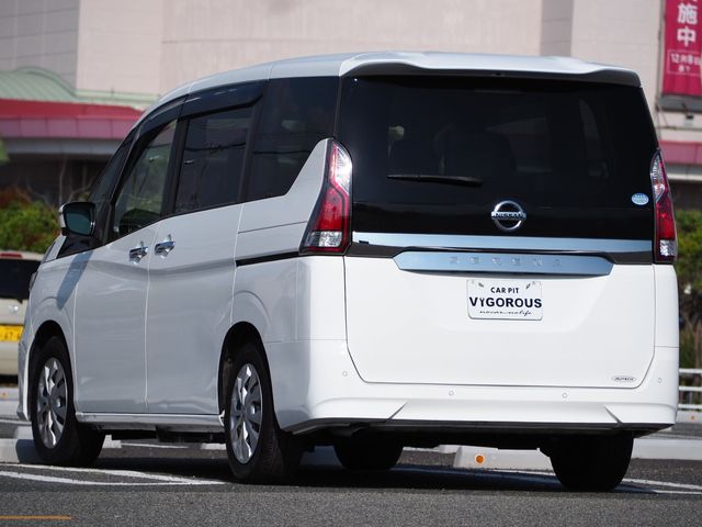 Nissan SERENA 2018-07 16335-12