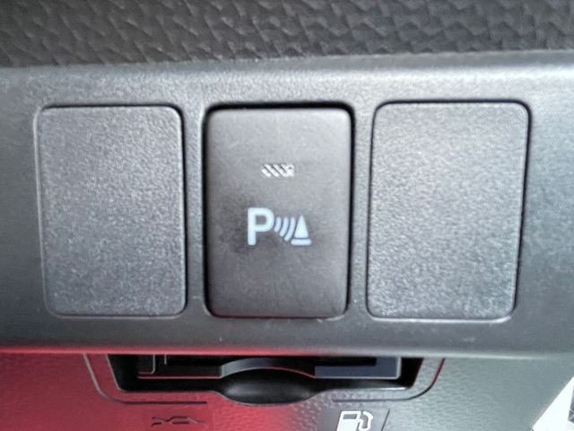 Toyota ROOMY 2019-03 190780-19