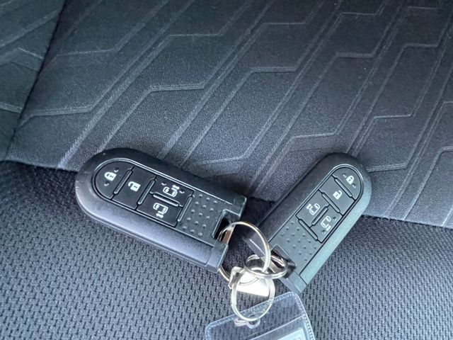 Toyota ROOMY 2019-03 190780-16