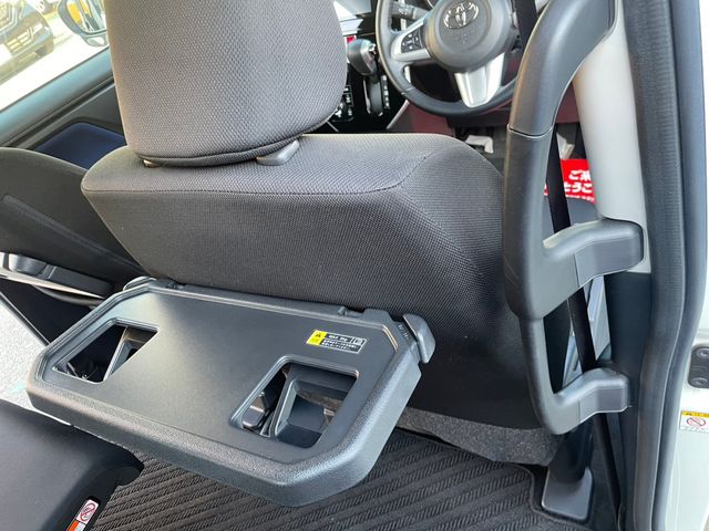 Toyota ROOMY 2019-03 190780-12