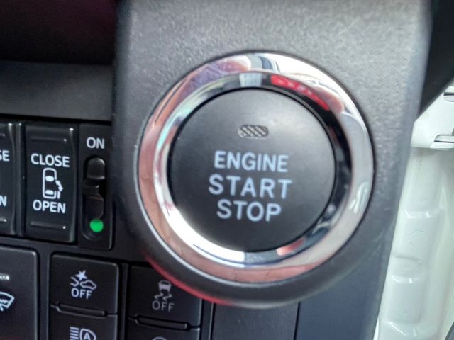 Toyota ROOMY 2019-03 190780-18