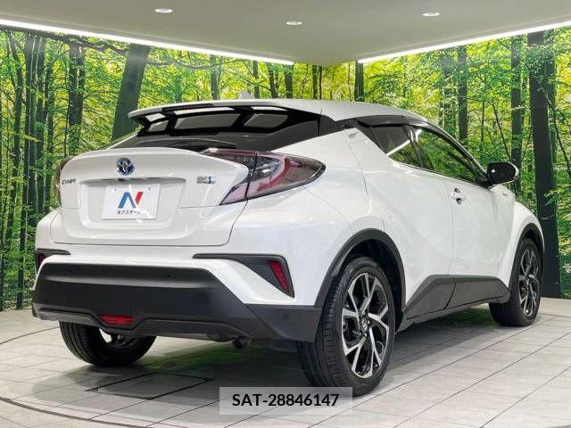 Toyota C-HR 2017-04 264134-17