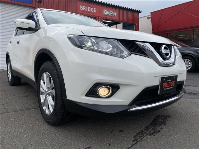 Nissan X-TRAIL 2015-09 12459-8