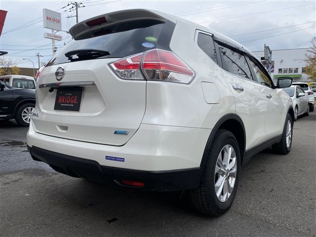 Nissan X-TRAIL 2015-09 12459-6