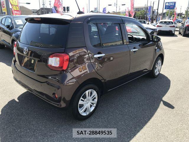 Toyota PASSO 2022-08 281234-2