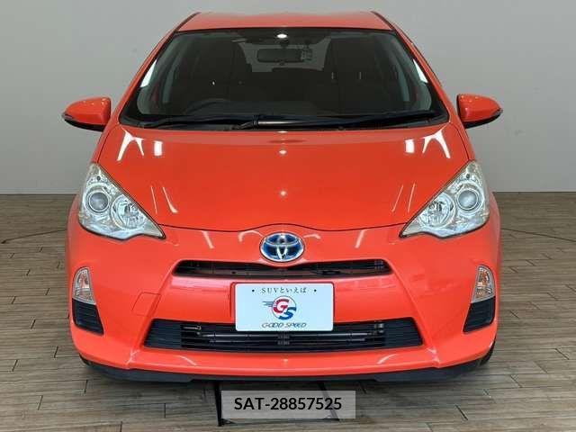 Toyota AQUA 2013-06 356161-11