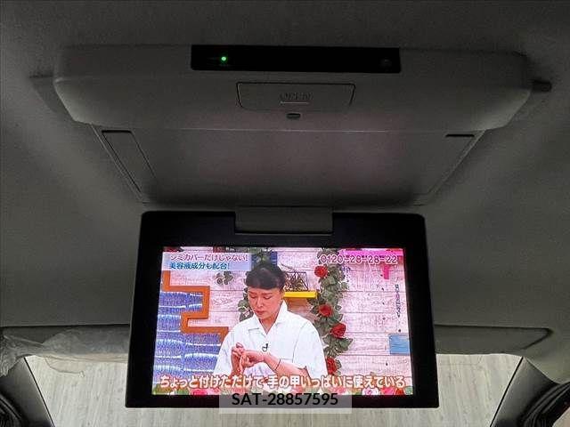 Toyota NOAH 2014-04 321410-4