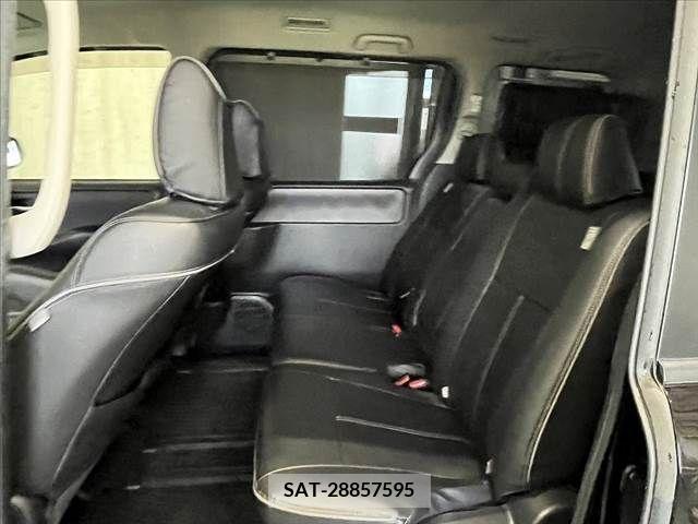 Toyota NOAH 2014-04 321410-22
