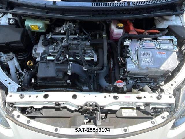 Toyota AQUA 2016-06 385660-18