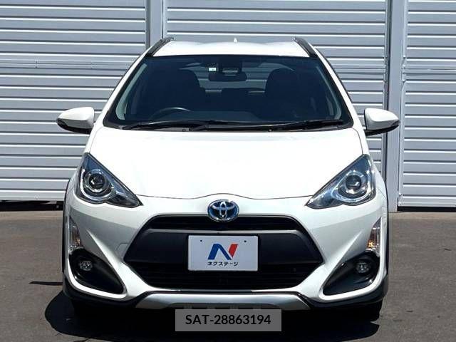 Toyota AQUA 2016-06 385660-14