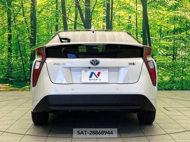 Toyota PRIUS 2016-08 366393-15