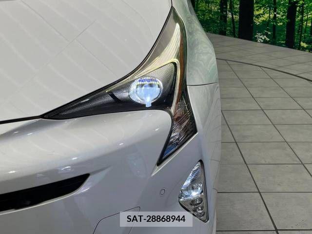 Toyota PRIUS 2016-08 366393-12