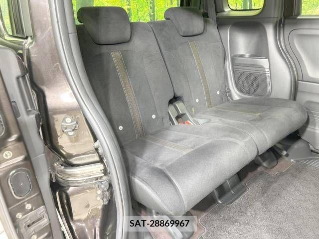 Honda N BOX CUSTOM 2018-04 215336-10