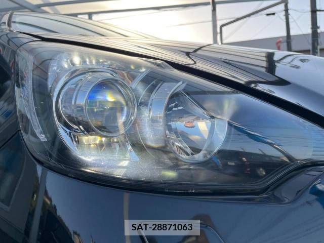 Toyota AQUA 2014-02 260636-13
