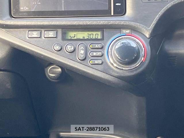 Toyota AQUA 2014-02 260636-12