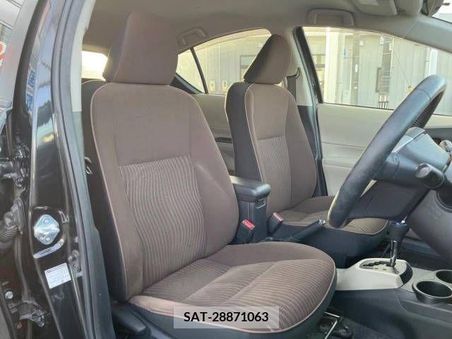 Toyota AQUA 2014-02 260636-7