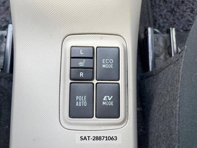 Toyota AQUA 2014-02 260636-4