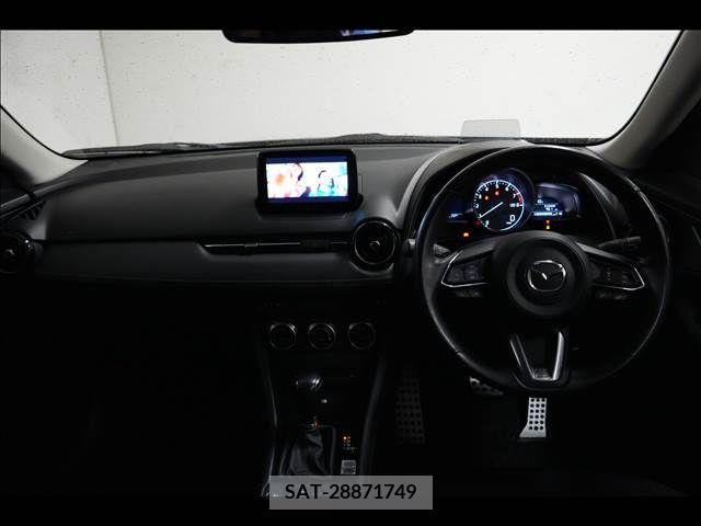 Mazda CX-3 2018-08 302073-9