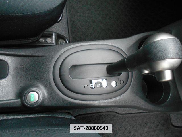 Nissan NOTE 2013-11 384300-17