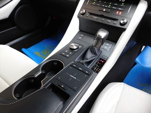Lexus RC 2021-12 187594-24