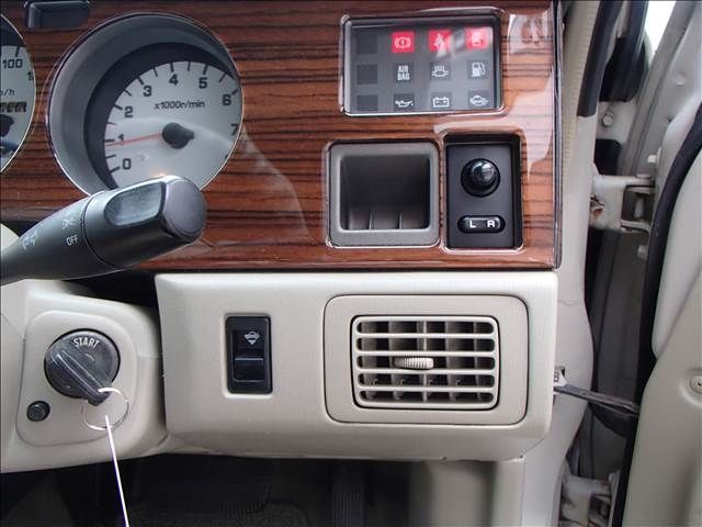 Nissan RASHEEN 1997-03 15627-12
