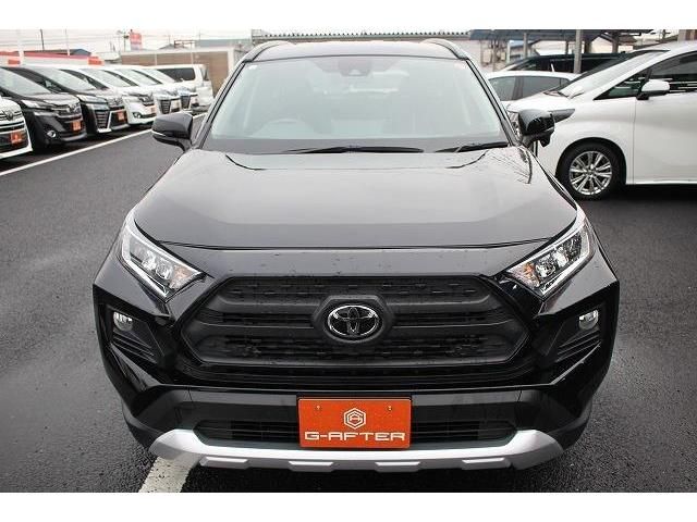 Toyota RAV4 2020-07 183188-1
