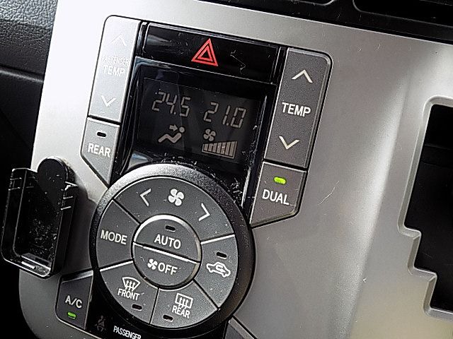 Toyota NOAH 2007-08 28877-16