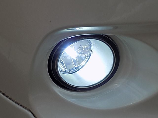Toyota NOAH 2007-08 28877-26