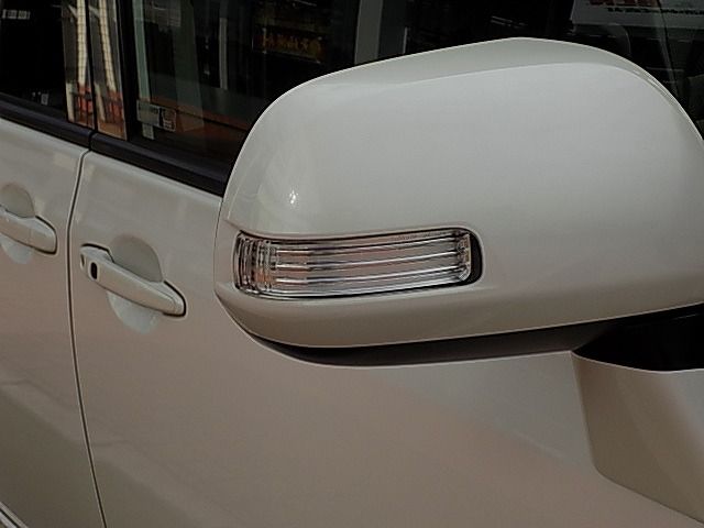 Toyota NOAH 2007-08 28877-24