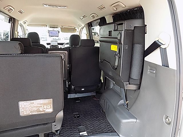 Toyota NOAH 2007-08 28877-21