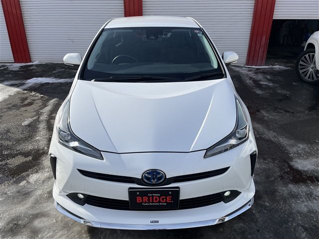 Toyota PRIUS 2019-02 182524-9