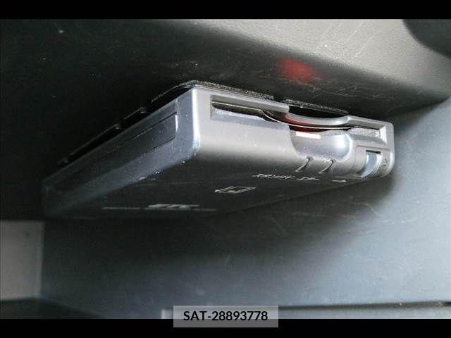 Nissan NOTE 2015-10 222182-5