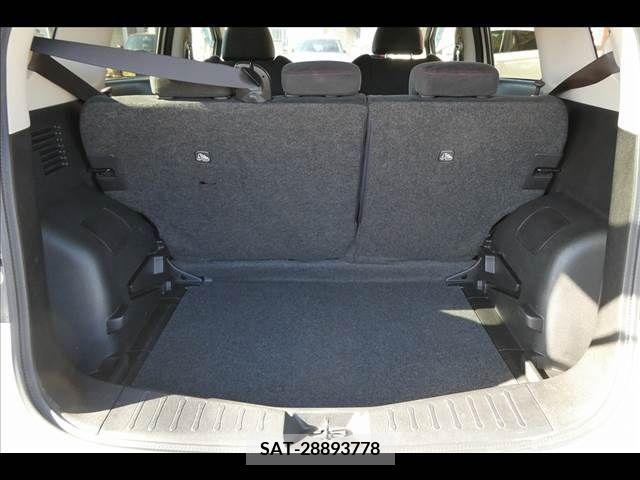 Nissan NOTE 2015-10 222182-11