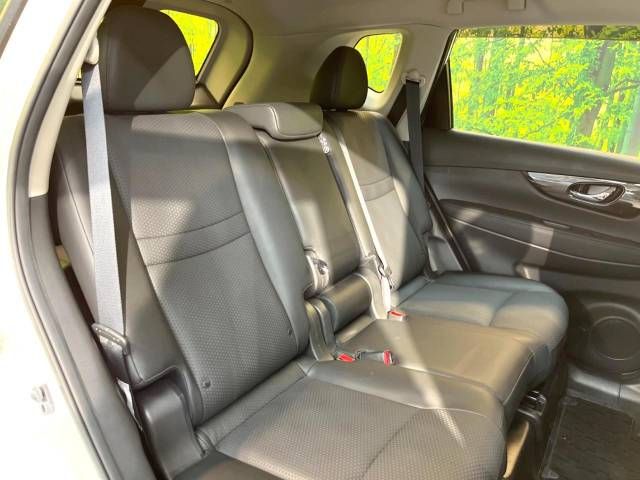 Nissan X-TRAIL 2018-04 26710-10
