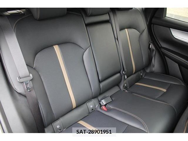 Mazda CX-60 2023-03 266213-15