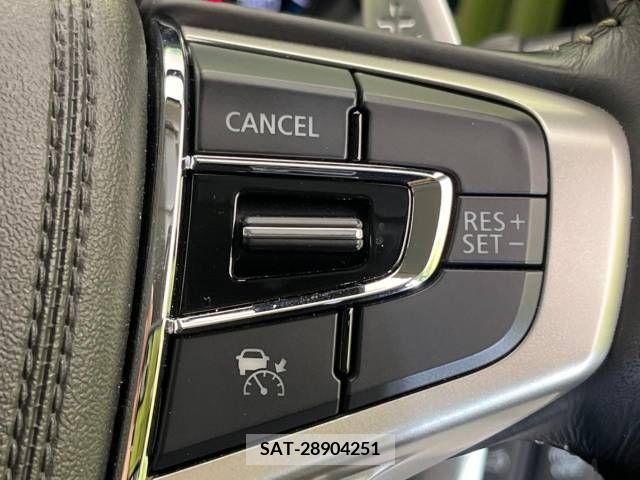 Mitsubishi OUTLANDER PHEV 2018-11 303548-4