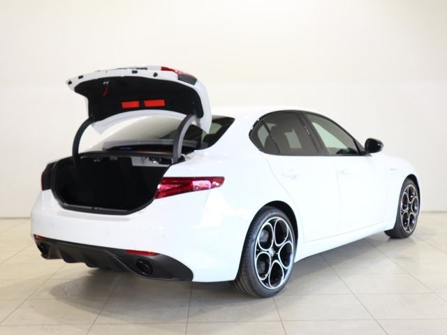 ALFA ROMEO Giulia 2023-05 195362-8