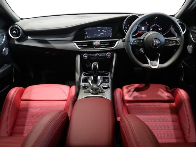 ALFA ROMEO Giulia 2023-05 195362-9